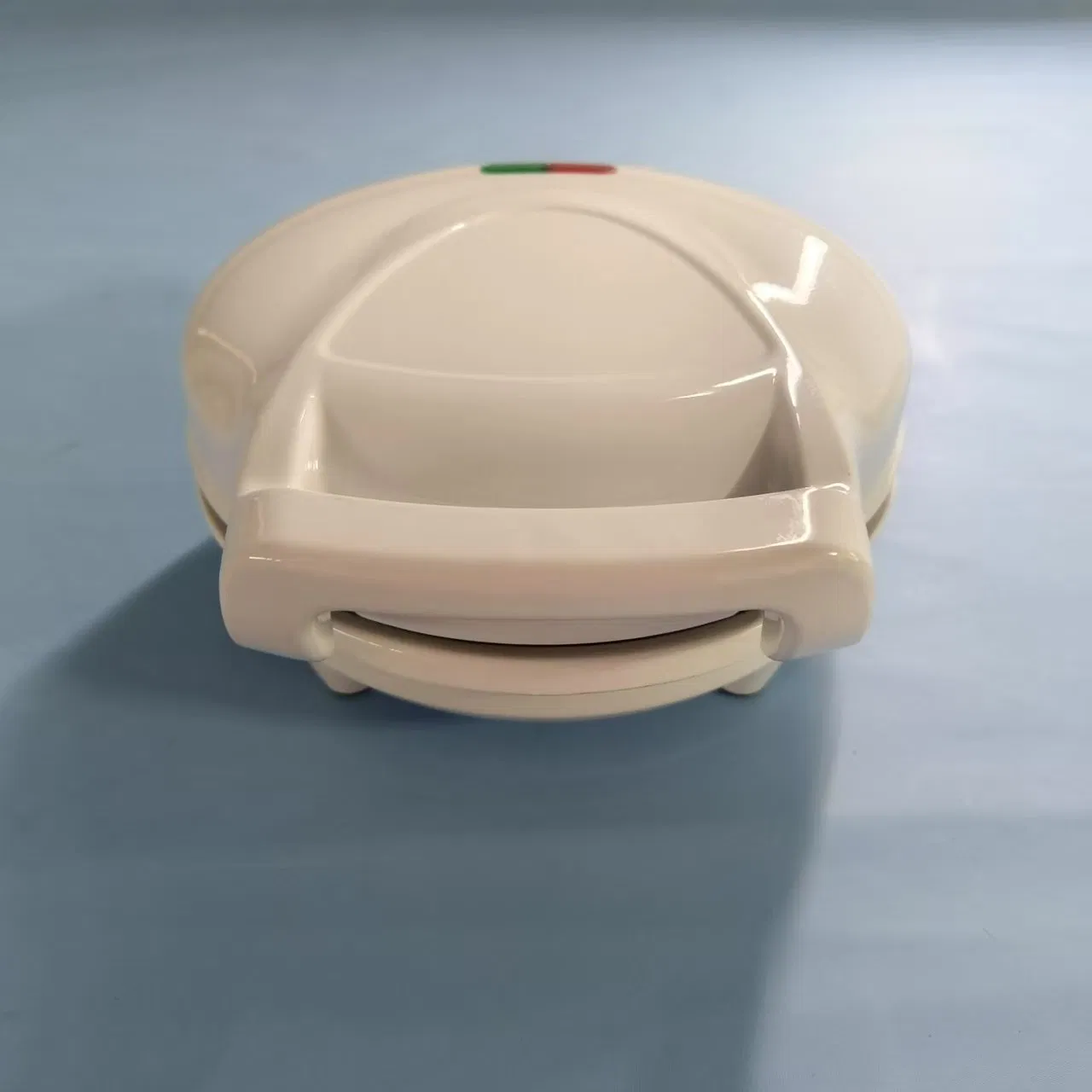 Portable Snack Maker for on-The-Go Cooking Lightweight and Compact