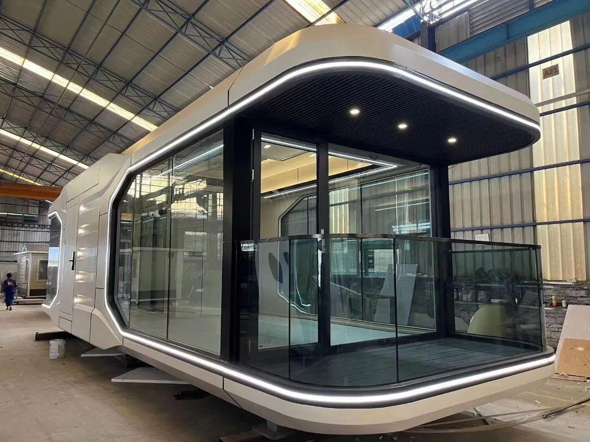 Wholesale 40FT Modern Prefabricated House Space Capsule House Mobile Cabin for Resort