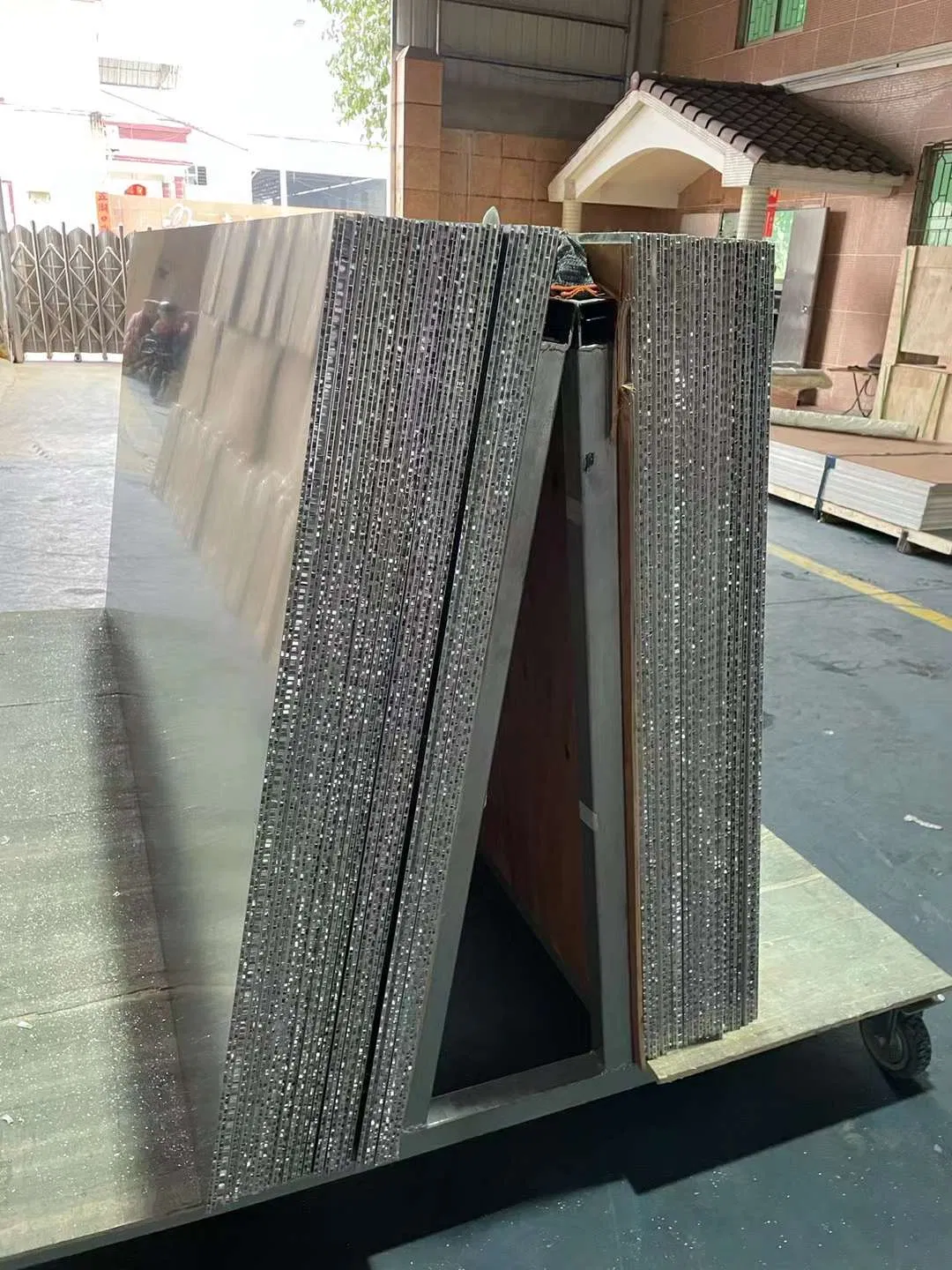 Onebond Aluminum Curtain