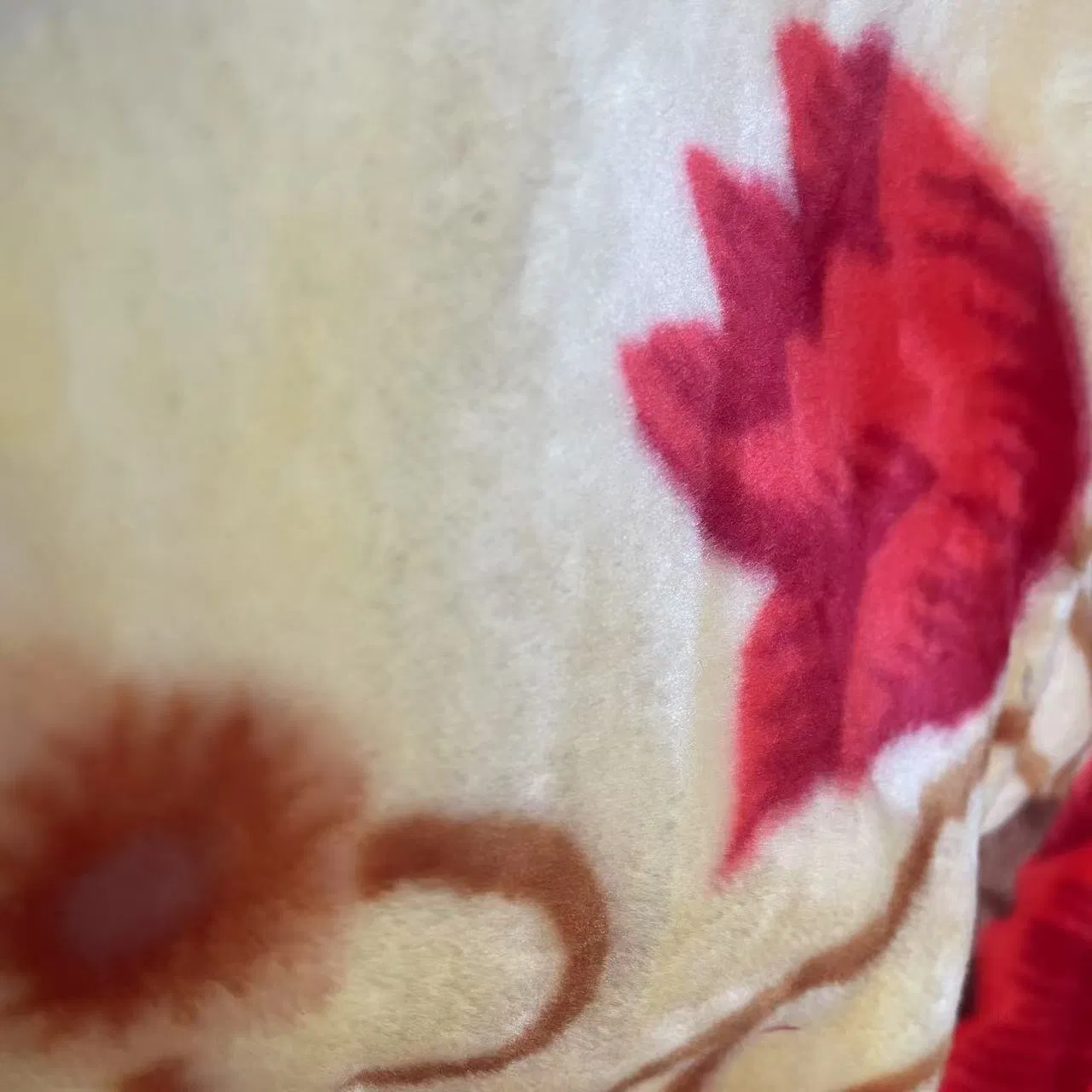 Warm Luxury Custom Wholesale Jacquard Polyester Soft Thick Blanket Fluffy Bed Flannel Fleece Throws Blankets for Sofa Winter