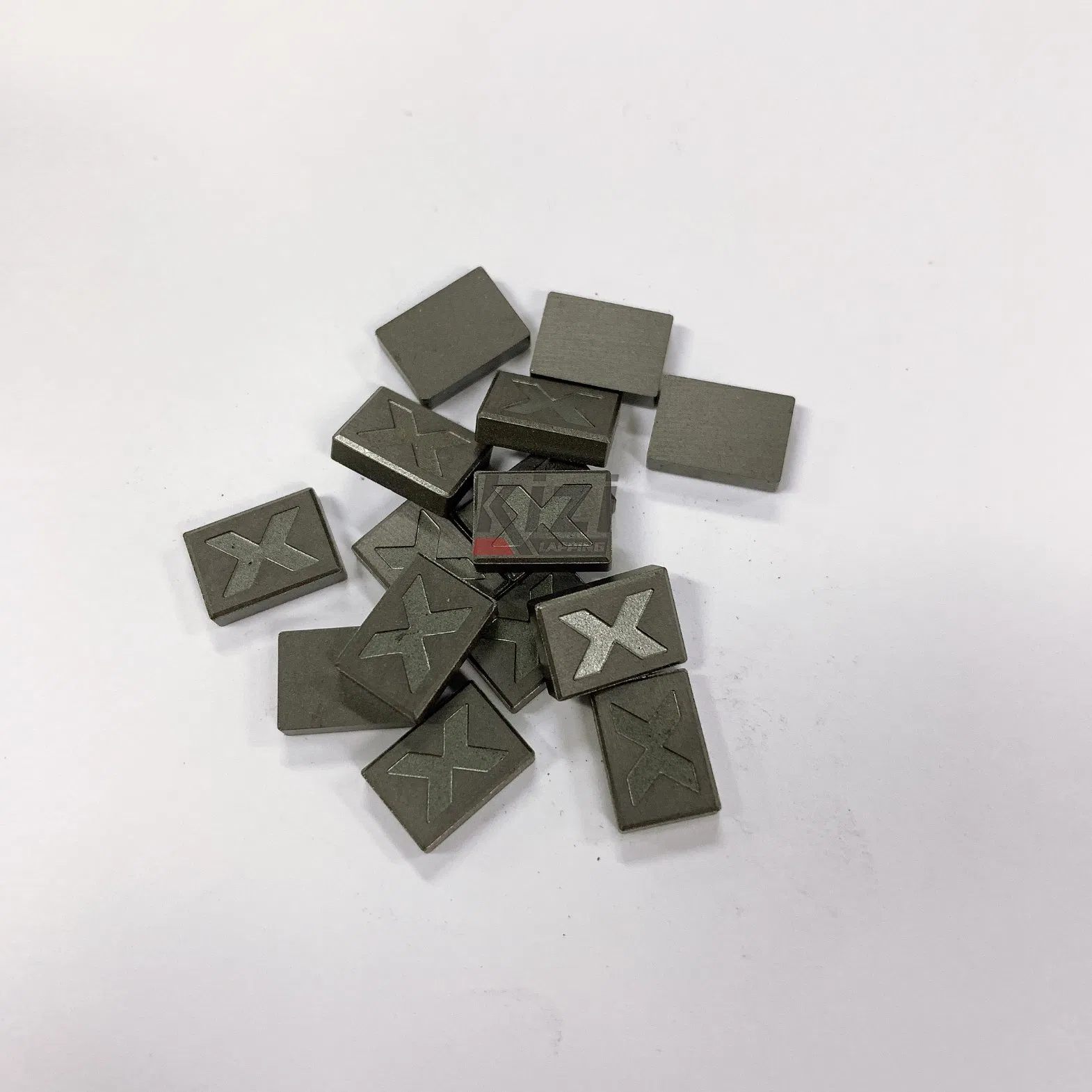 Шлифовальный и доводочный диск из синтетического железа