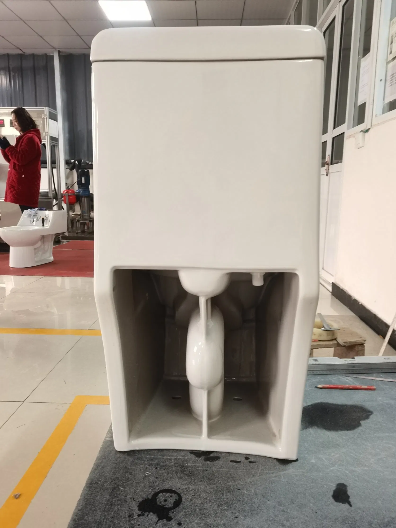 Modern White Siphon Flushing Bathroom Sanitary Ware Ceramic One Piece Wc Toilet Ceramic Toilet Bathroom Toilet