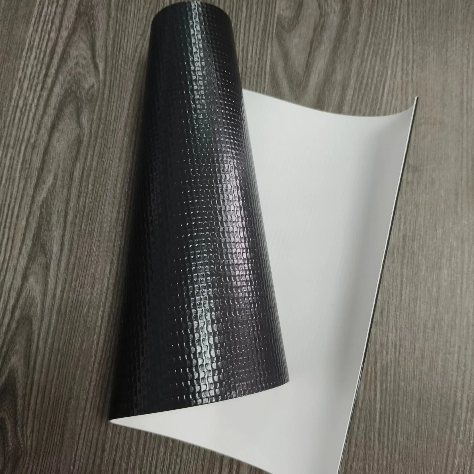 Reliable PVC Roofing Membrane Polyester Reinforced Roof for All Weather Conditions