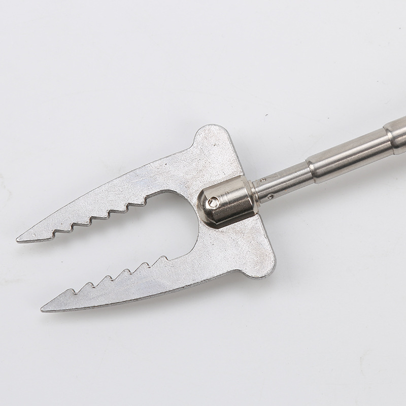 Campfire Accessories Wood Handle Retracting Smores Hot Dog Sausage Marshmallow Roasting Sticks for Fire Pit