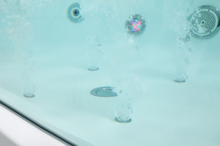 Apartment Hotel Bathroom Single Tempered Glass Side Acrylic Bathtub