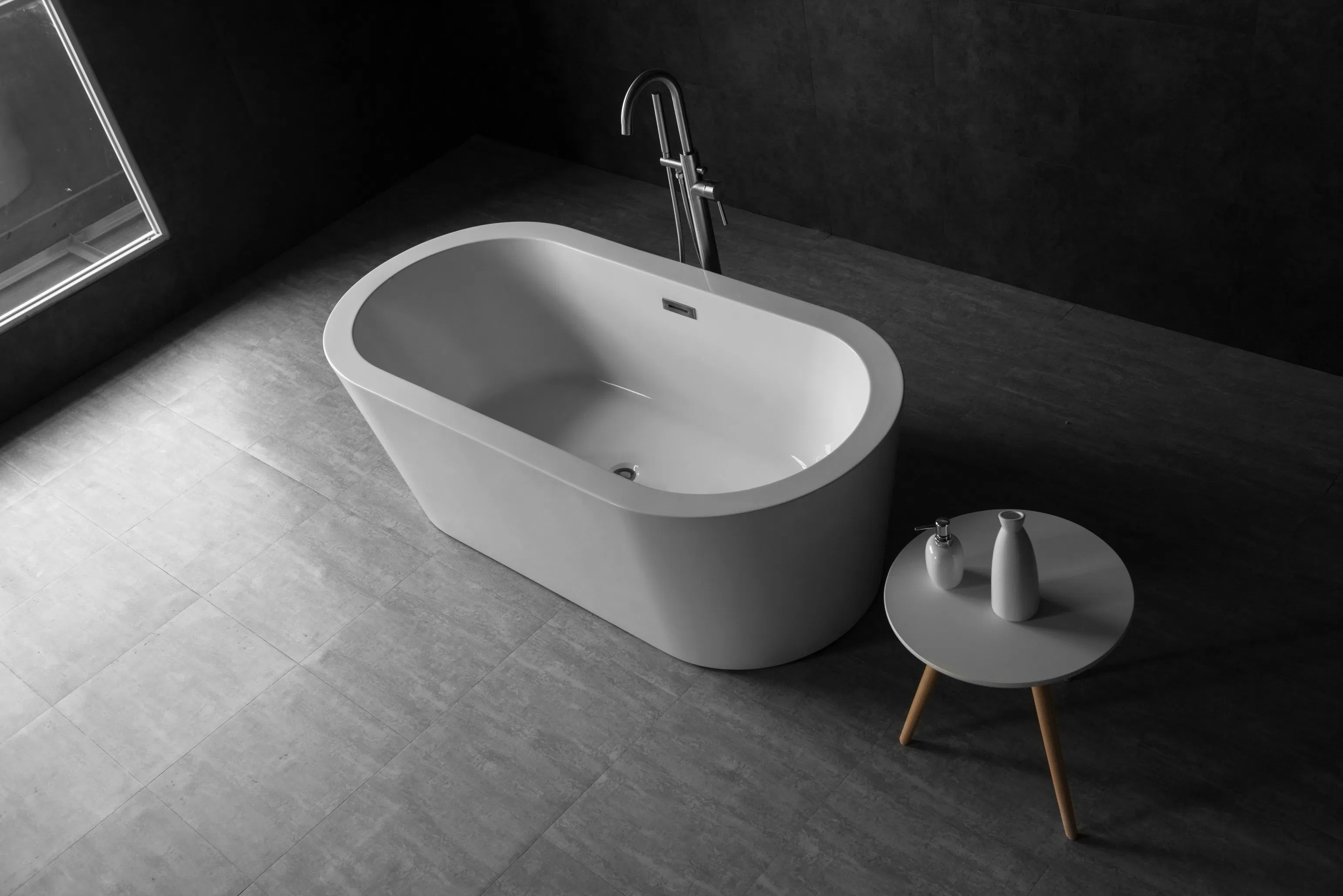 Акриловая отдельностоящая ванна DMAN ART-8215-160