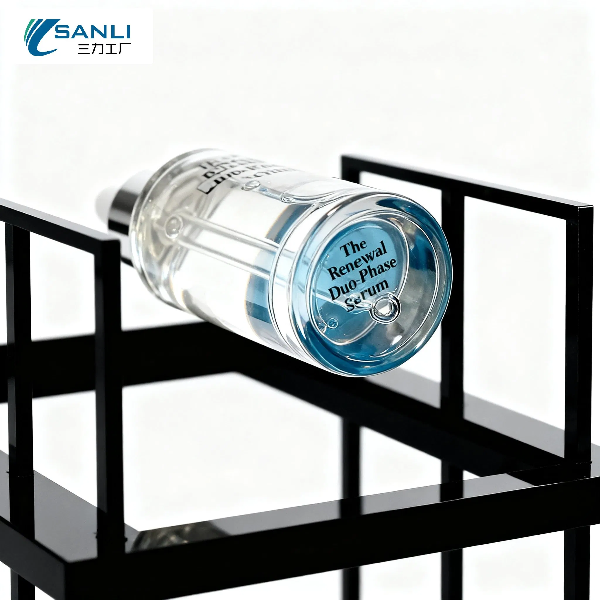 Advanced Antioxidant and Repairing Face Serum with Panthenol and 3-O-Ethyl Ascorbic Acid for Environmental Stress Protection