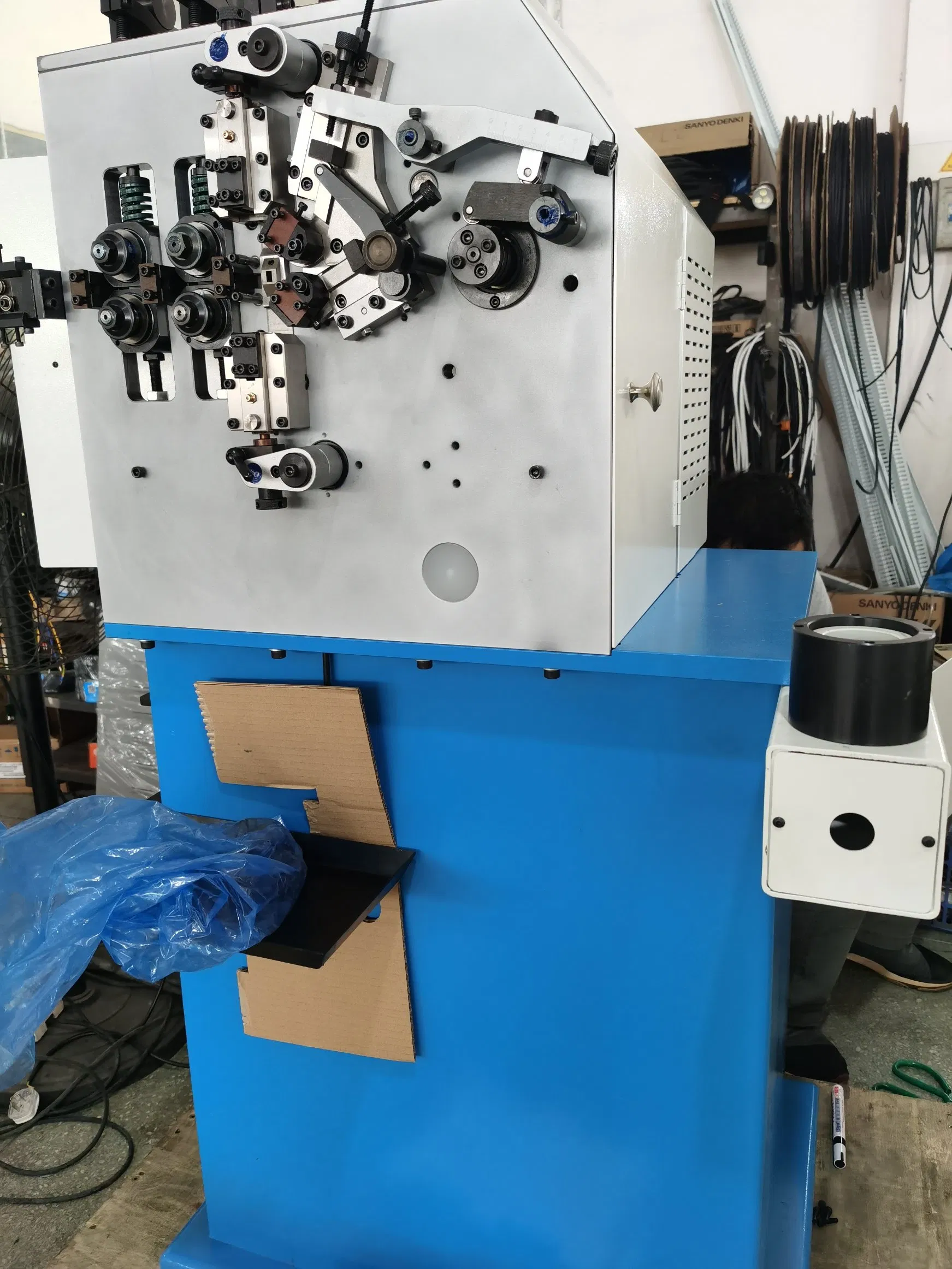 Max 2.0mm Computer Full-Automatic Wire Coiler Compression Spring Coiling Machine