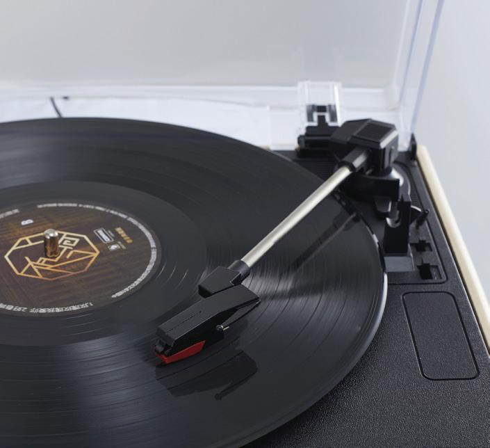Ретро-проигрыватель винила Victrola с кастомизацией