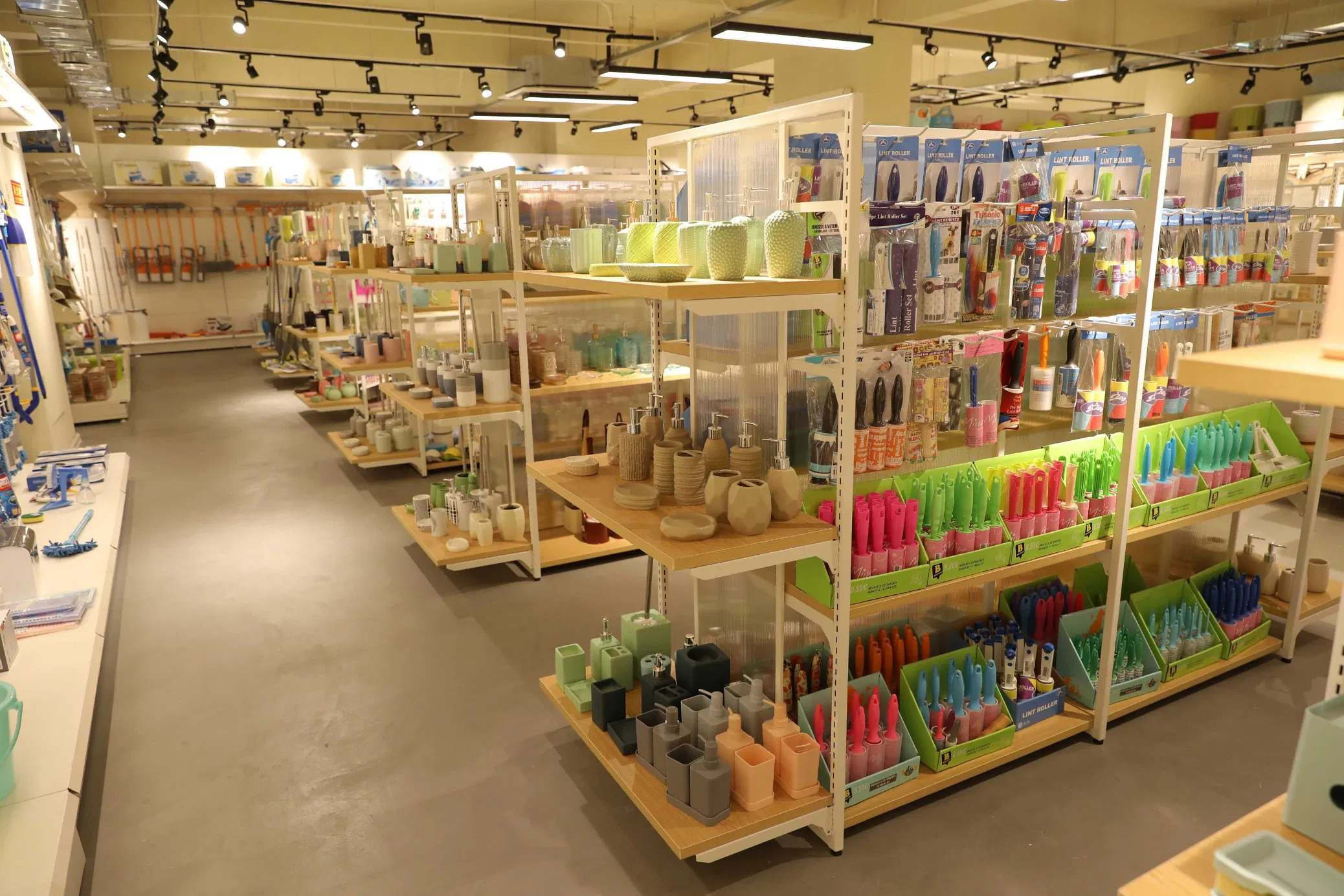 Wholesale Pet Products Yiwu Buyer China Trader Buying 1688 Purchase Agent Product Sourcing Agent in China Custom Pet Product