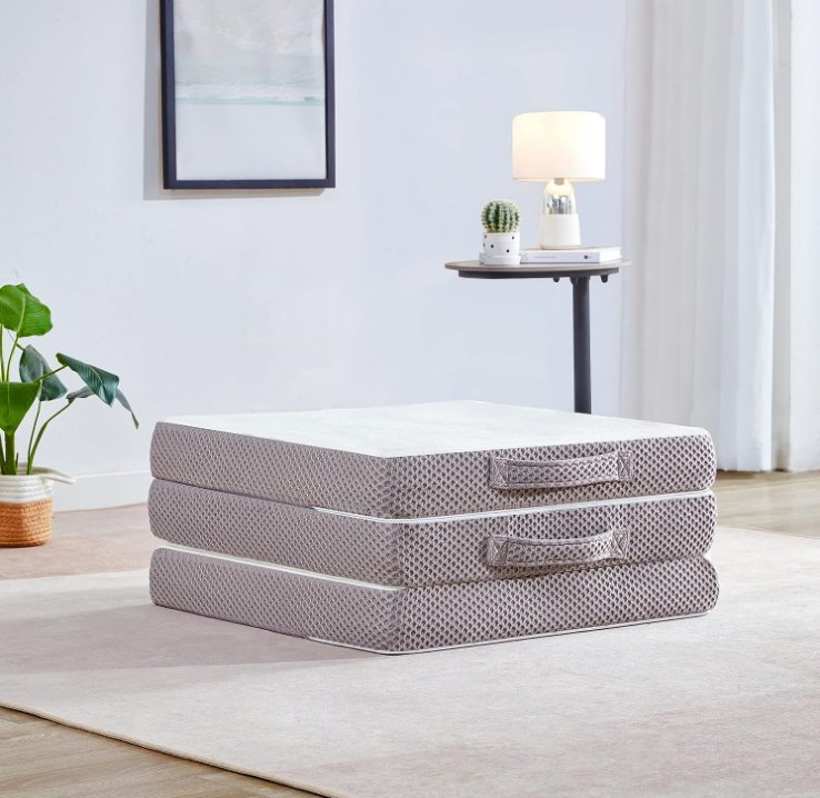 Factory Customized Gel Injected Foam Memory Folding Mattress Home Textile Product