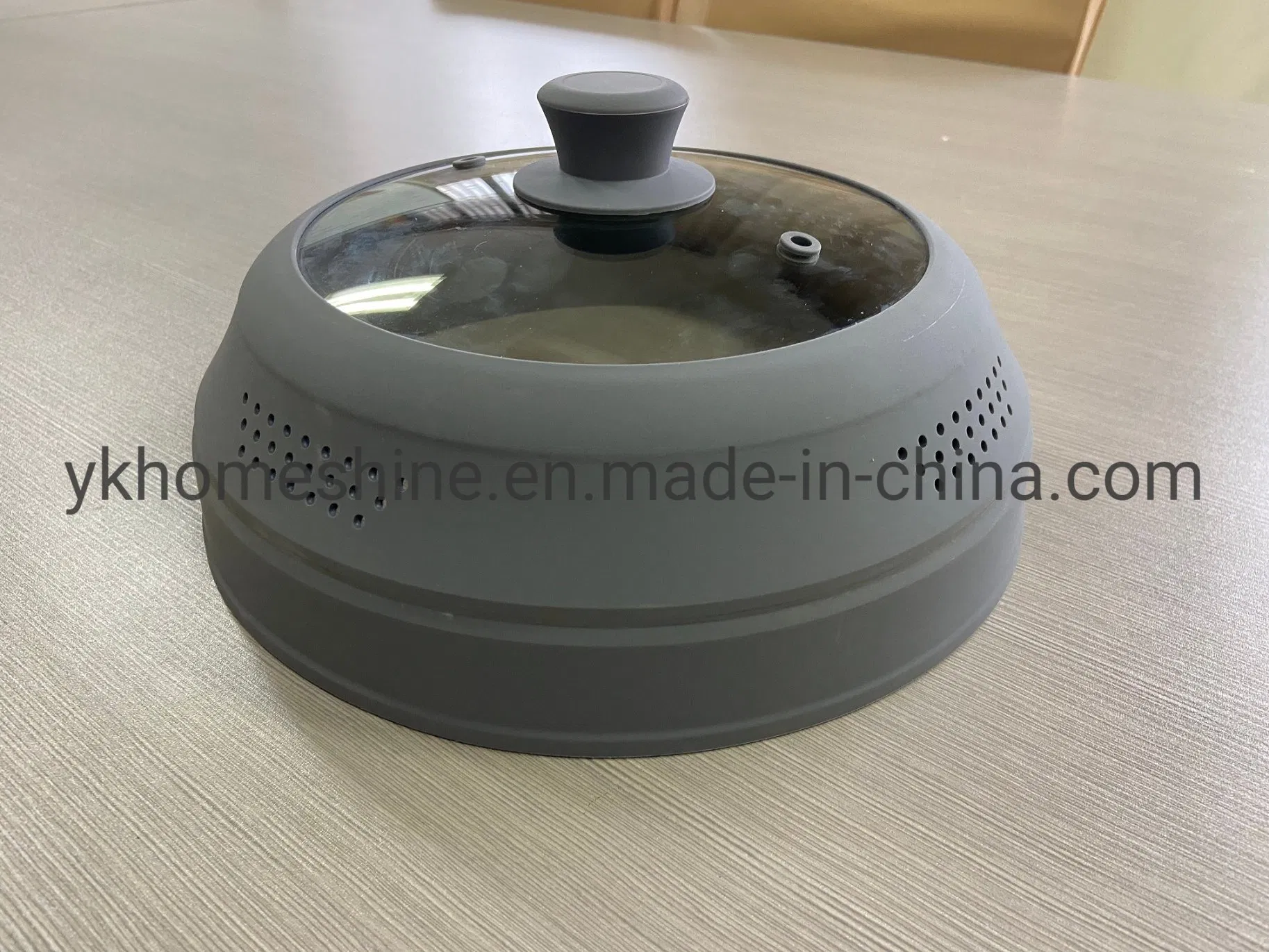 Silicone and Glass Microwave Splatter Cover Lids
