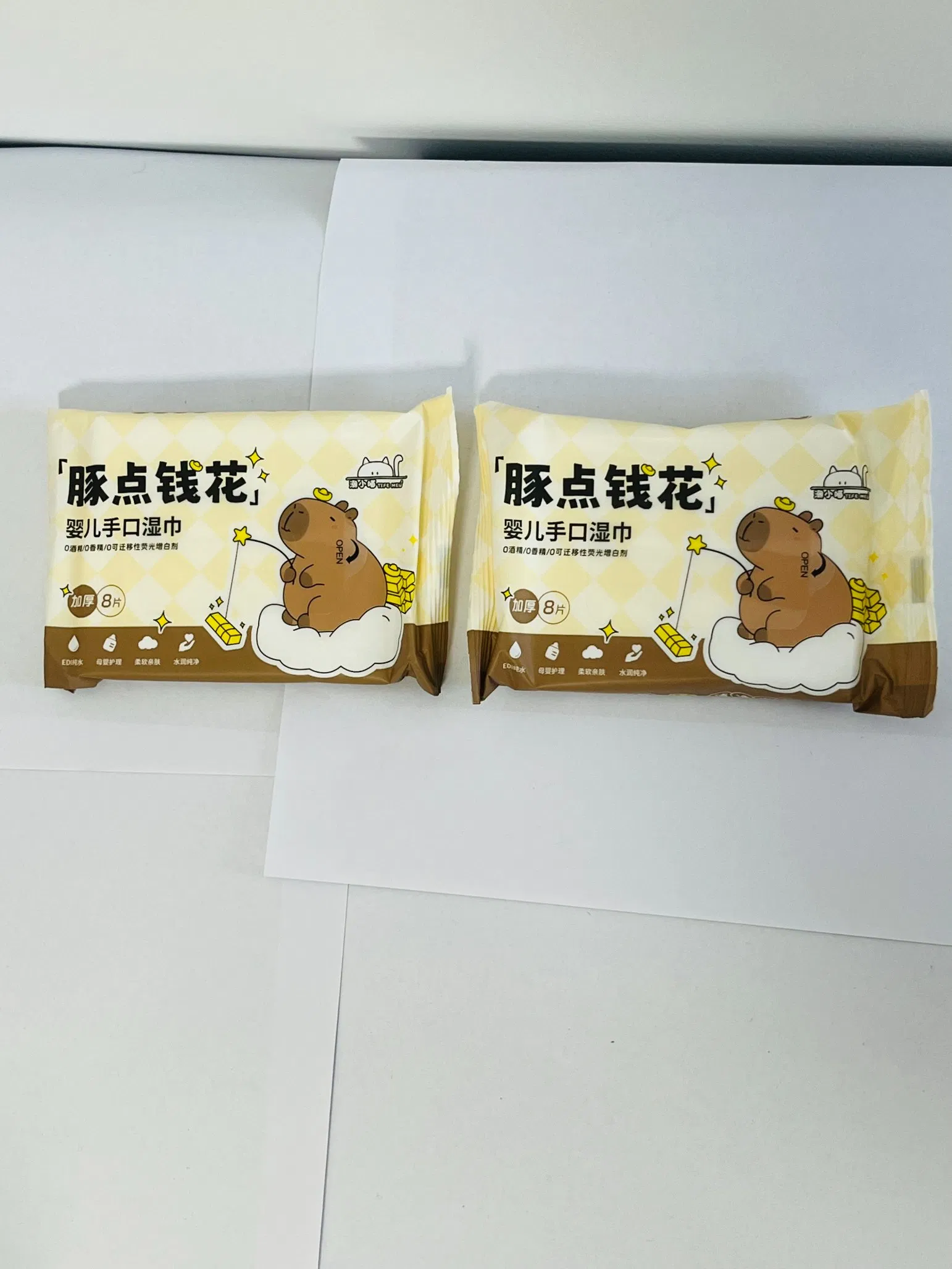 Top Sale Non-Woven Baby Wet Wipes Daily Cleaning Needs