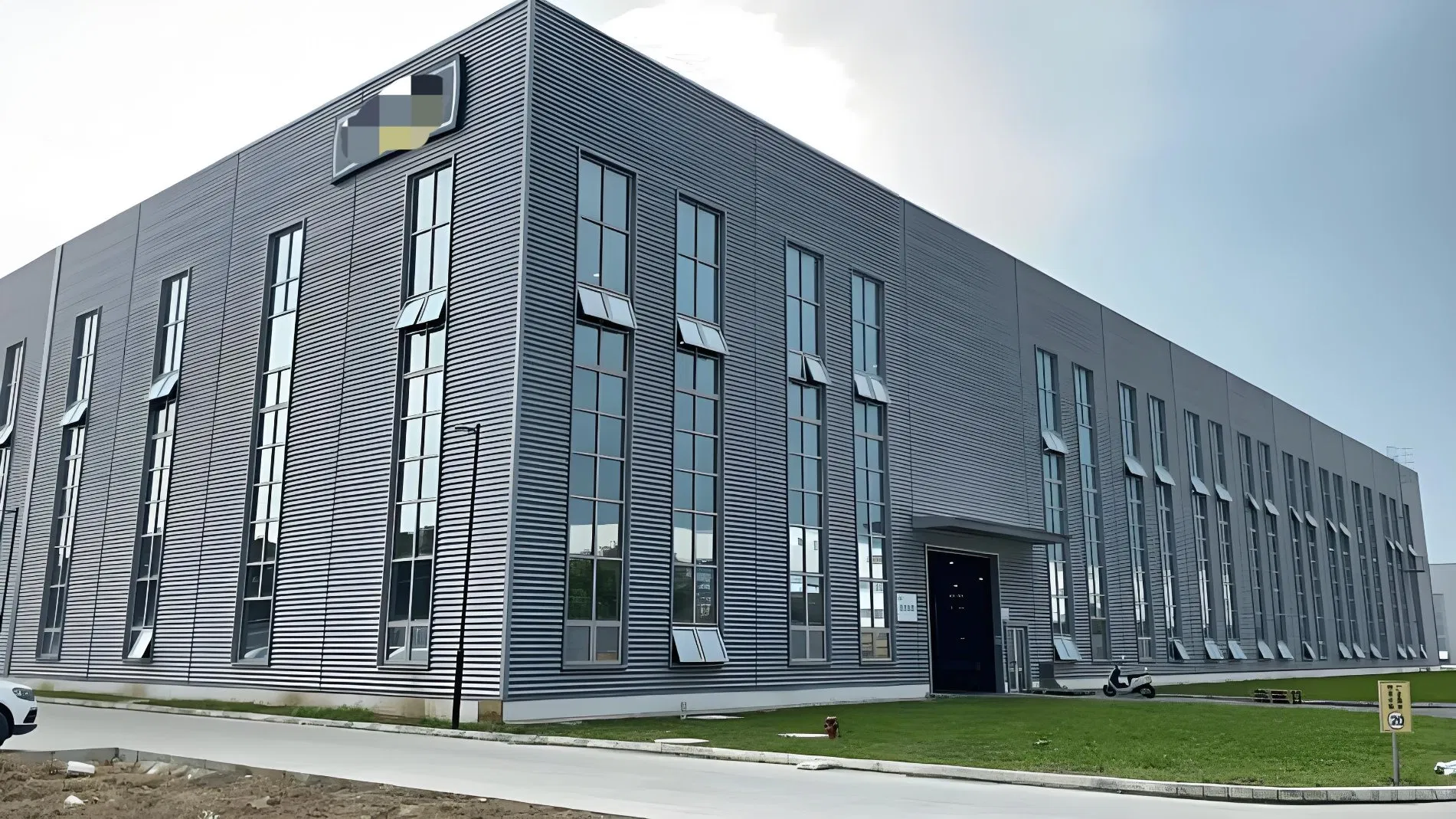New Materials Wholesale at Low Prices Most Popular Hot Selling High Quality Section Steel Structure Frame for Durable for 50 Years Metal Building