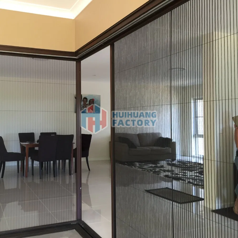 Fly Screen Retractable Pleated Screen Window & Door Blind and Screen