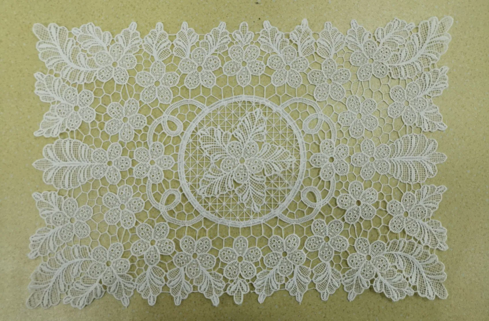 Wholesale Nice Design Jacquard Table Napkin with Lace Border