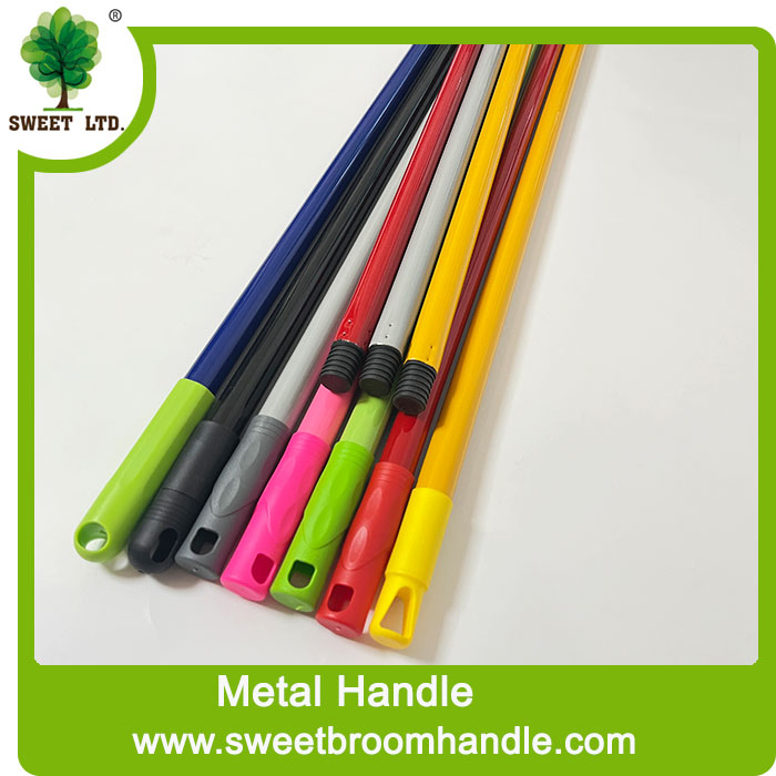 Wholesale Durable 110cm, 120cm, 130cm, 150cm Metal Covered Broom Handle/Broom Stick