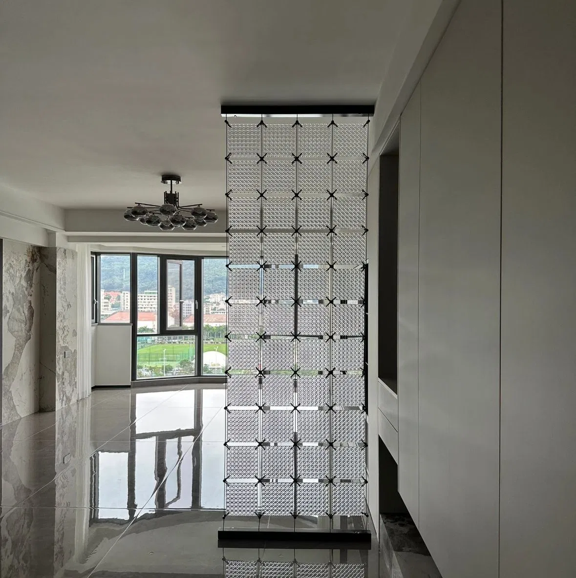 Custom Made Gold Hollow out Living Room Divider Metal Screen Partition