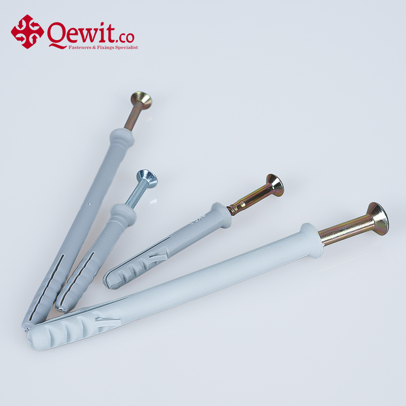 Пластиковый дюбель для установки дверей и окон