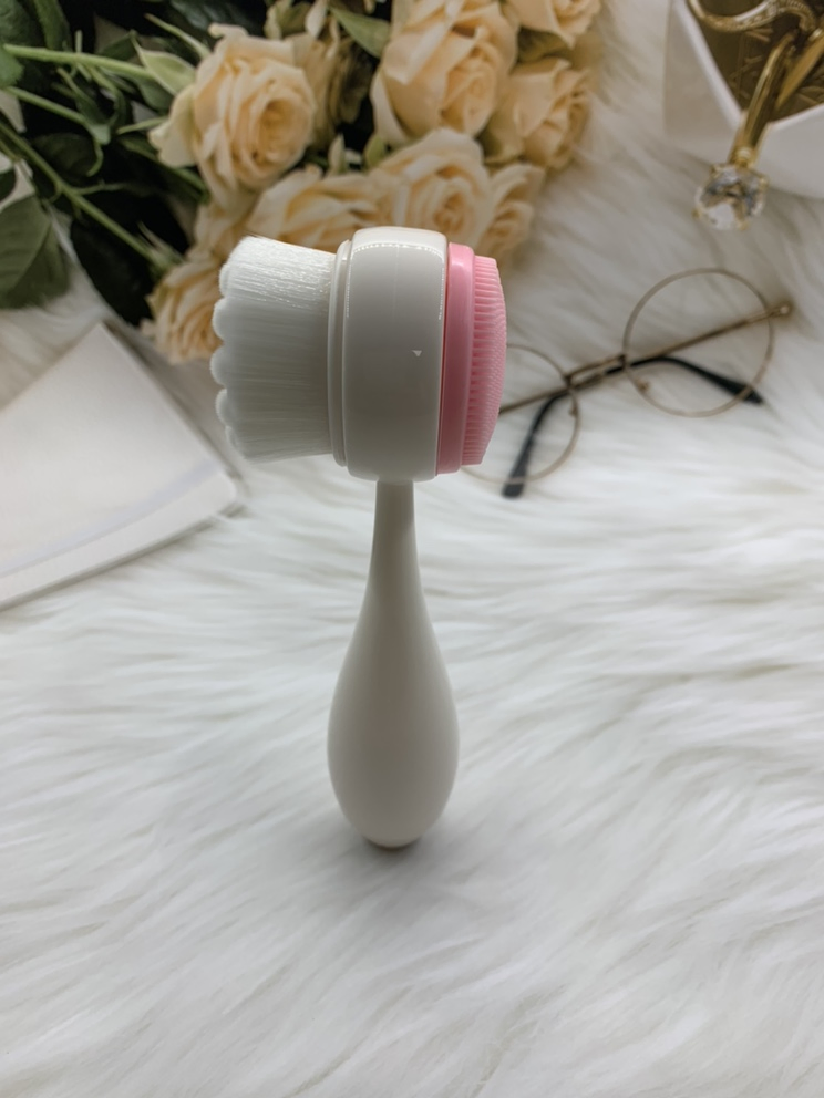 White Plastic ABS Handle with White Synthetic Hair and Pink Silicone Double Face Facial Brush