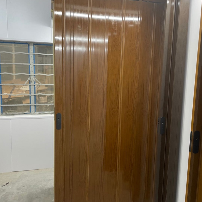 Competitive Price Solid Color PVC Plastic Folding Door for Internal Room Decoration