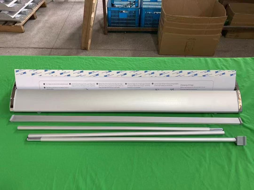 Wide Board Anner Stand 85X200cm Retractable Roller Advertising Aluminum Roll up Display