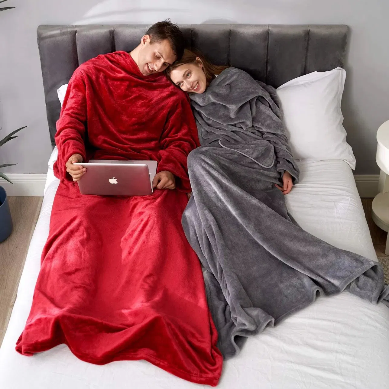 100% Polyester TV Sunggie Blanket