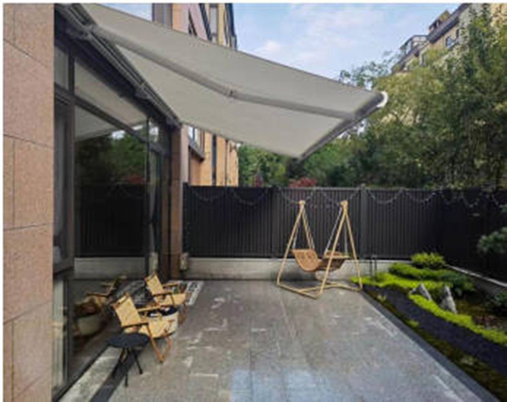 Commercial Grade Retractable Awning for Cafe, Restaurant, and Outdoor Areas