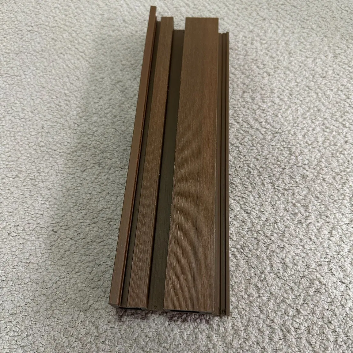 Durable WPC Outside Corner Molding 99X49mm Size Seamless Panel Transition Connection System