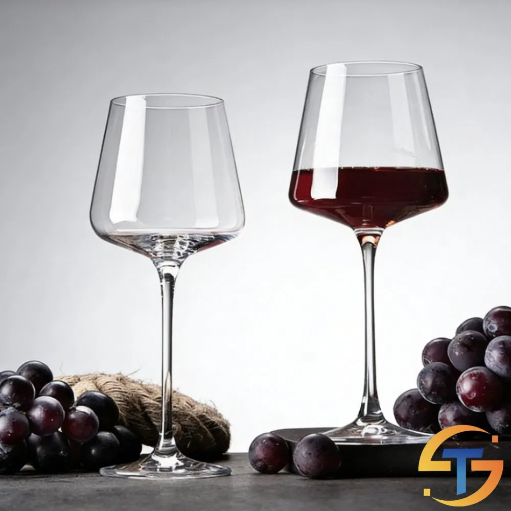 Бокал для вина хрустальный, большой, для бургундского