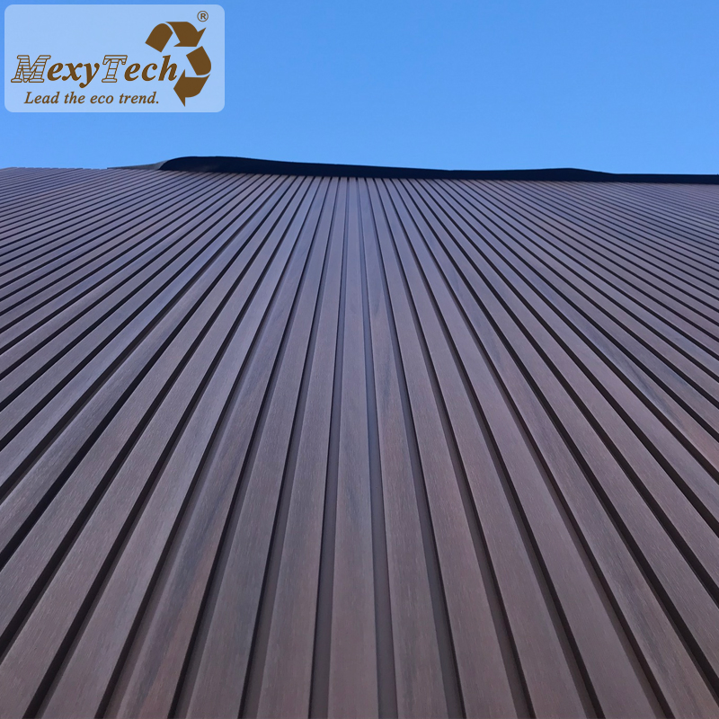 Outdoor Fireproof Co-Extrusion Slatted WPC Composite Wall Cladding