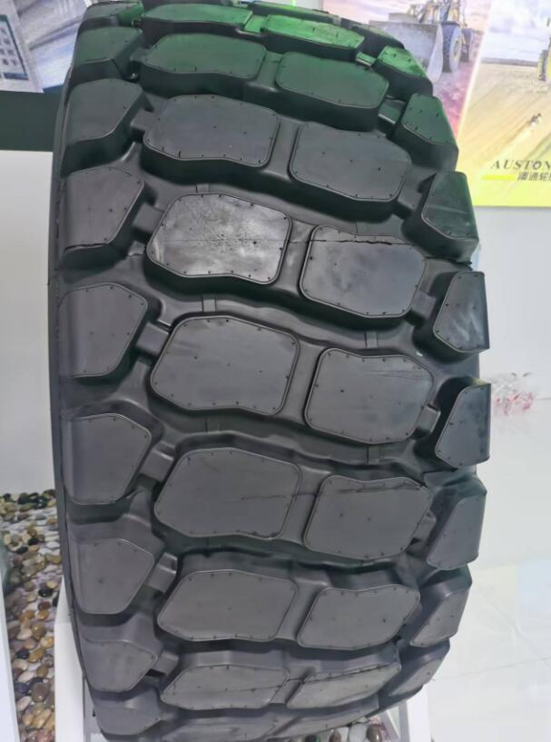 E3/L3 G2/L2 OTR Tyre, Long Working Life, New Pattern L3s L4s L5s, Full Sizes 13.00-24 to 20.5-25