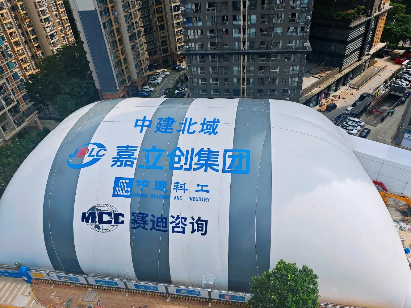 Durable Inflatable Dome for Weather Resistance and Fungal Protection