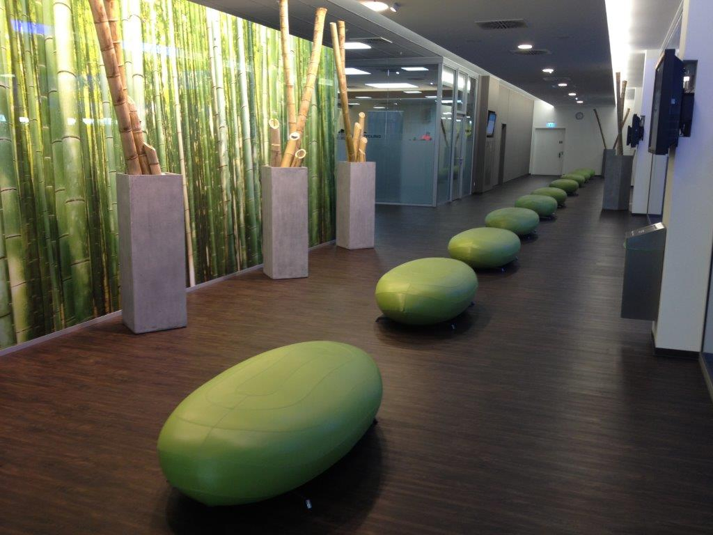 Водонепроницаемый виниловый ламинат SPC под дерево