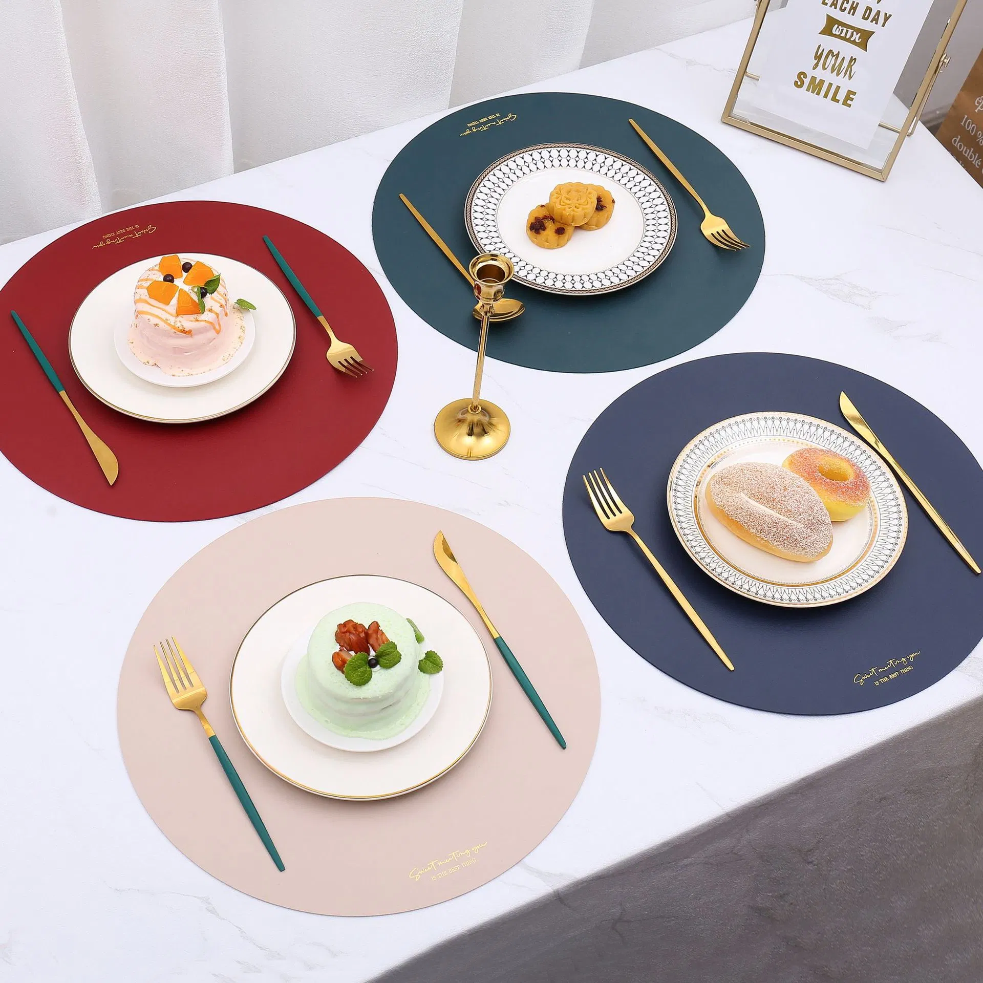 PU Leather Elegant Placemat Pad Dining Table Mat Decor Mat Heat Insulation Placemats Irregular Shape for Kitchen