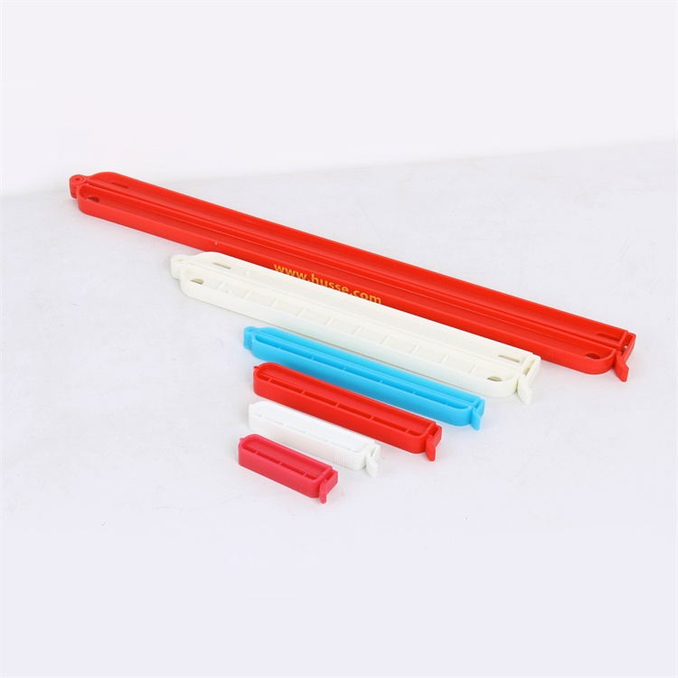 Promotional Items with Logo 11cm Cheap Plastic Clip for Bag