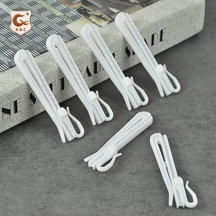 Factory Supply Plastic Adjustable Curtain Hook Smoothly White Curtain Hooks