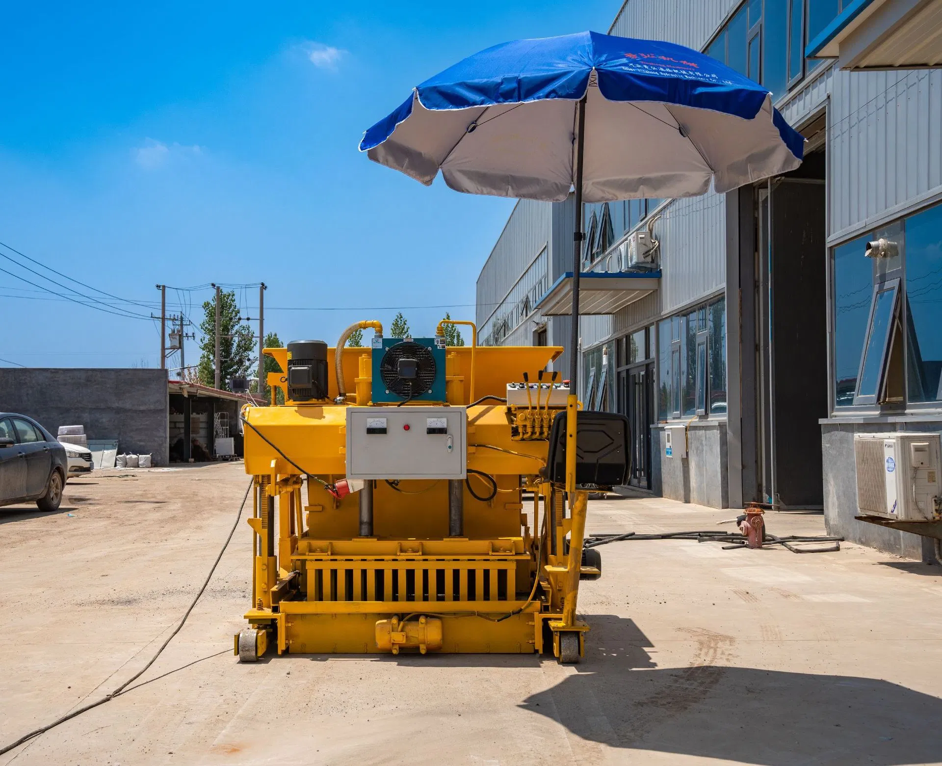 Qmj6-30 Mobile Hollow Block Machine with No Pallet Requirement