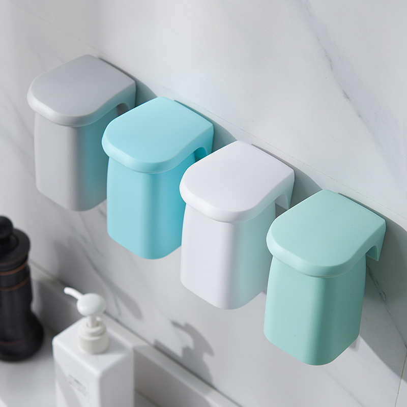 Magnetic Mouthwash Cup Wall-Mounted Inverted Tooth Dental Cup Simple Home for Bathroom