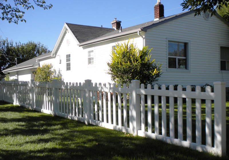 Plastic Garden Fence Panels Small Garden Fence PVC 6X8 Garage Door