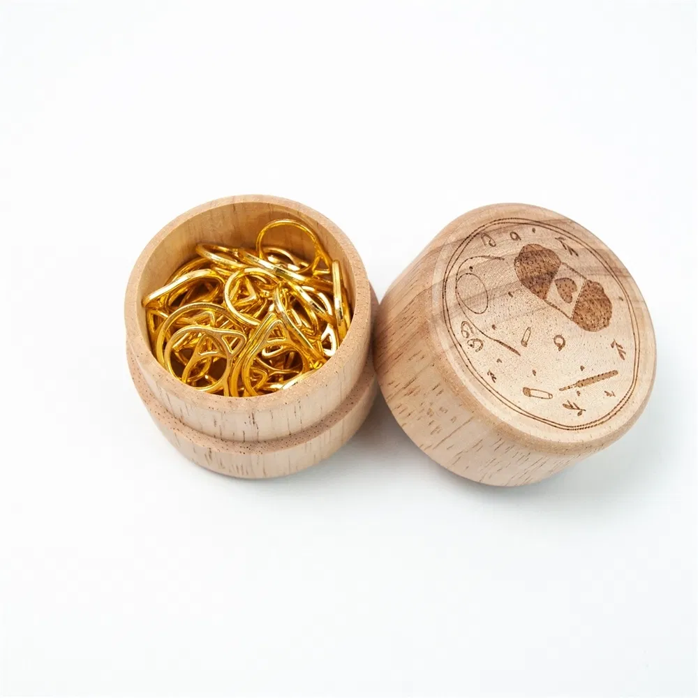 30 Pieces Knitting Stitch Markers Gold Color in Wooden Box Crochet Locking Knitting Stitch Counter Cat Shape