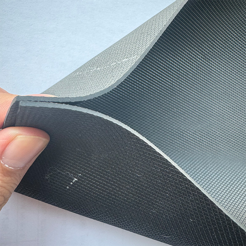 1.2 mm to 3.0 mm UV Protection Convenient Construction EPDM Rubber Waterproof Membrane