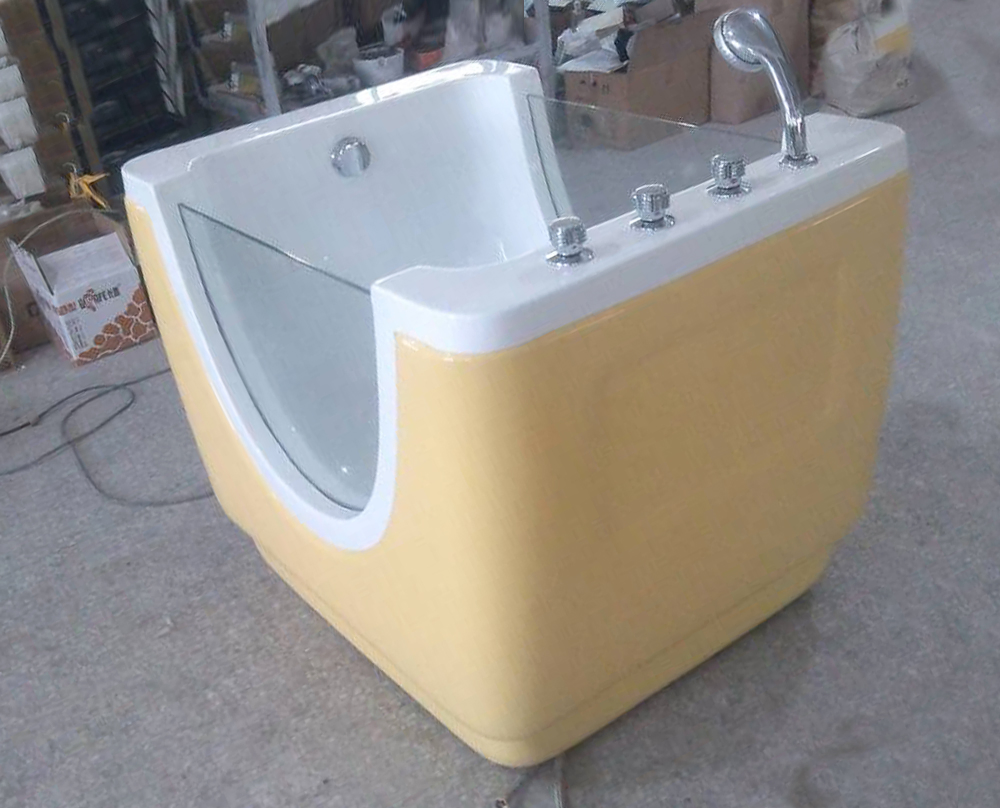 Детская ванна с водопадом и душем