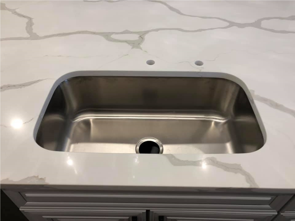 White Calacatta Quartz Stone