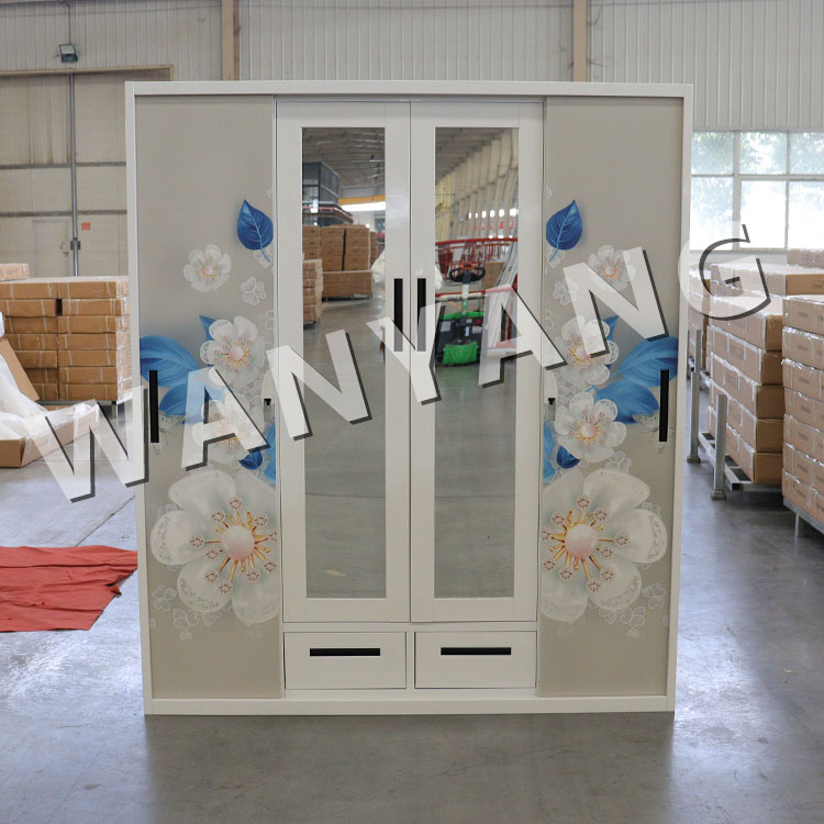 Зеркало детское с 4 дверцами