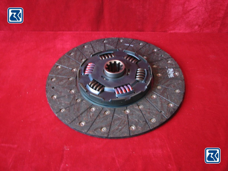 Clutch Driven Plate for Sinotruk HOWO Truck, part number WG9114160020