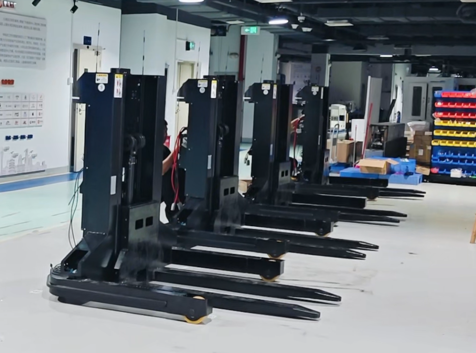 Intelligent Handling Robot - Customizable Unmanned Forklift Agv for Heavy Lifting
