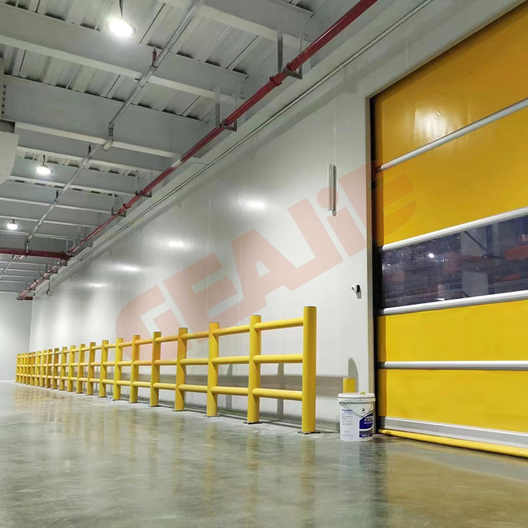 China Factory Price Supplier New Design Retractable Safe Traffic Road Guardrail