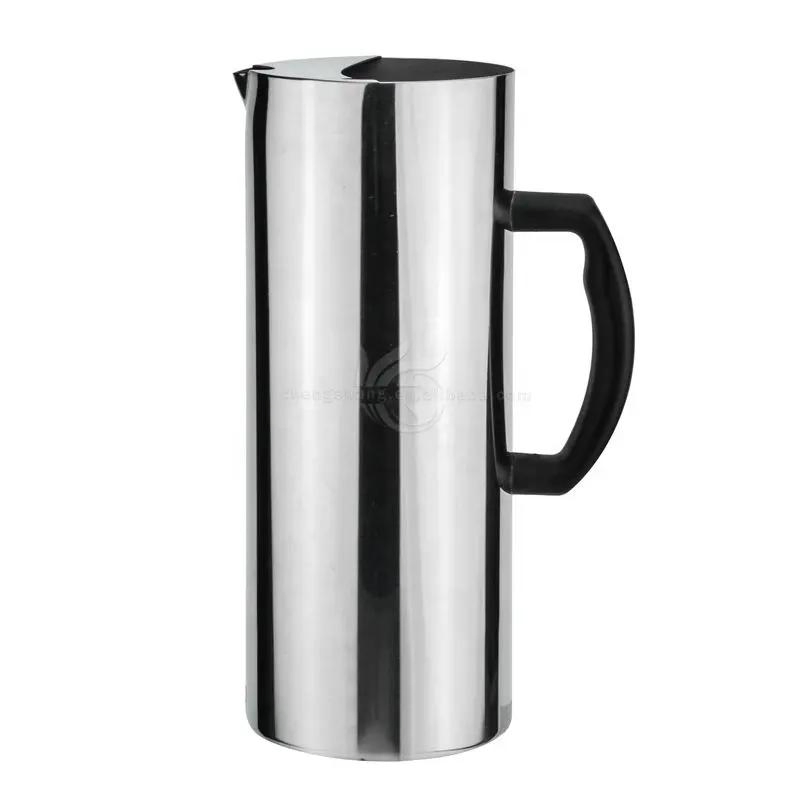 Wholesale 2 Sizes Stainless Steel Water Pitcher with Ice Guard Modern Water Jug for Restaurant