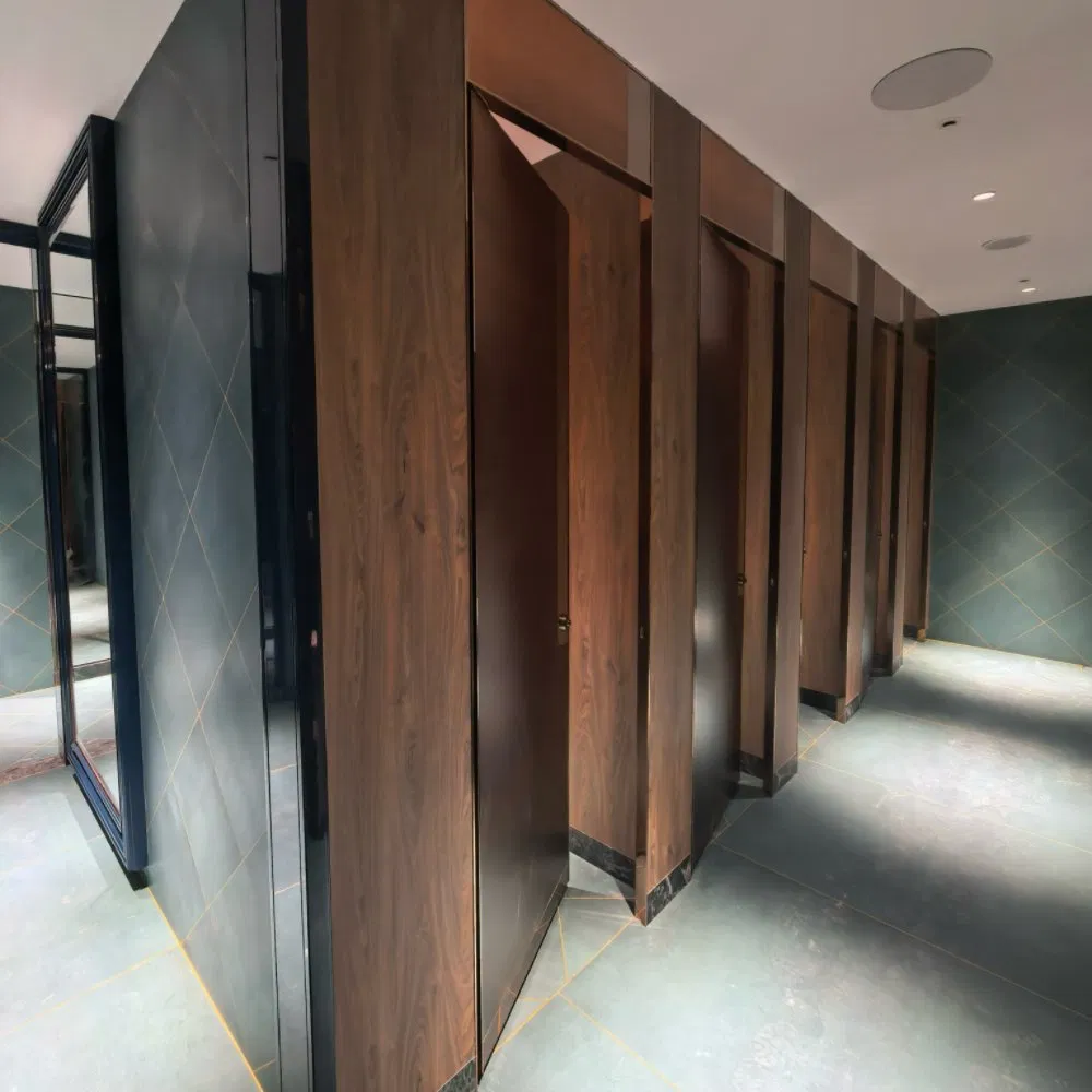 Scratch-Proof Debo Innovative Design High Pressure Laminate HPL Toilet Cubicles for Shopping Hall